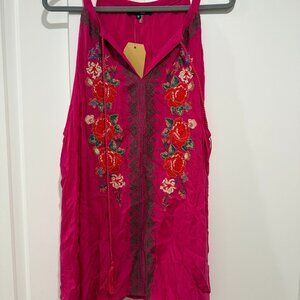 Andree By Unit Top - NWT - Size 3X